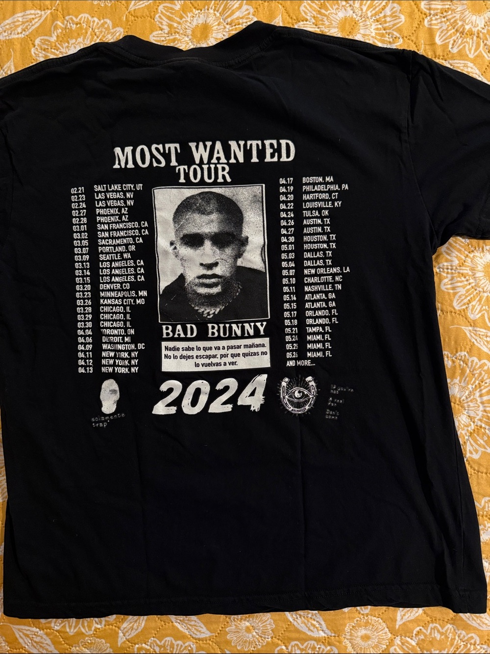 Bad Bunny Nadie Sabe Lo Que Va A Pasar Mañana tour shirt - Picture 4 of 5